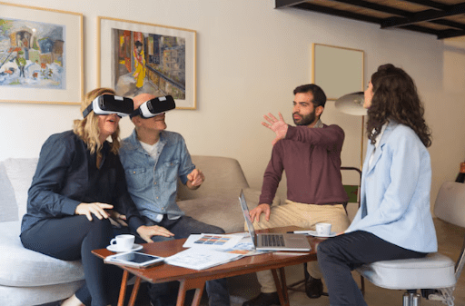 augmented-reality-vs-virtual-reality:-key-differences,-use-cases,-and-market-trends